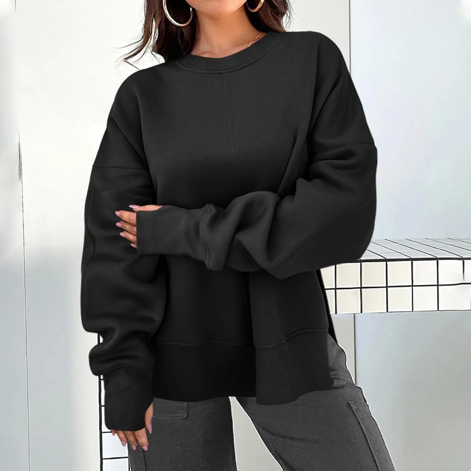 Crewneck Sweatshirt for Women Trendy Side Split Oversized Sweatshirt Thumb Hole Long Sleeve Pullover Tops