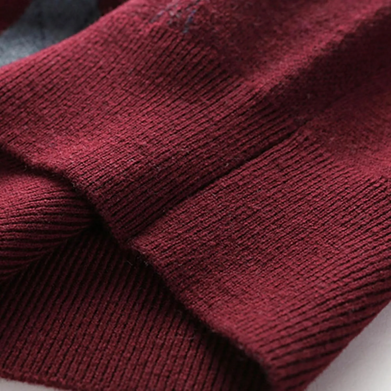 Mens Stylish Argyle Sweater Vests Classic V-Neck Knit Sleeveless Casual Pullover Sweaters Fall Winter Warm Tank Tops